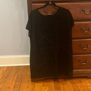 Adrianna Papell Women’s lace and leather trim dress.  16W- black